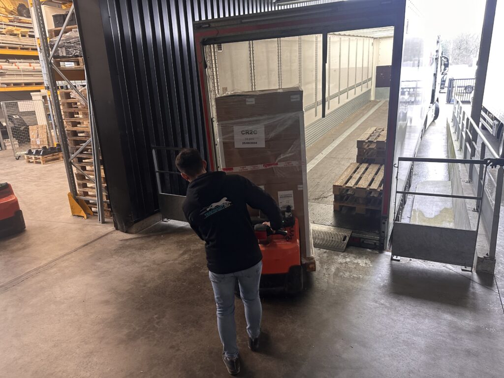 cariste-transport85-chargement-cross-docking